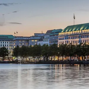 ***** Hotel Fairmont Vier Jahreszeiten, Des Jahres 2023 & 2024- 101 Besten Germany